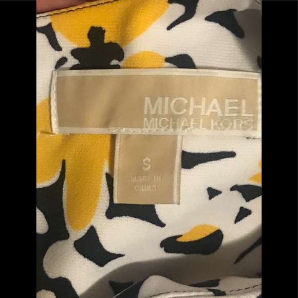 Michael Kors daisy top - Picture 3 of 3